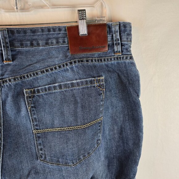 Tommy Bahama Jeans Mens 42x32 Blue Denim Standard Straight Leg Dark Wash Comfort - Picture 8 of 11